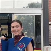 Clases de Química especialidad SELECTIVIDAD tanto Presencial como Online! Llevo varios años dando clases para superar la Química de 2 de Bachillerato y para la preparación de Selectividad. Graduada en Química por la Universidad de Sevilla
